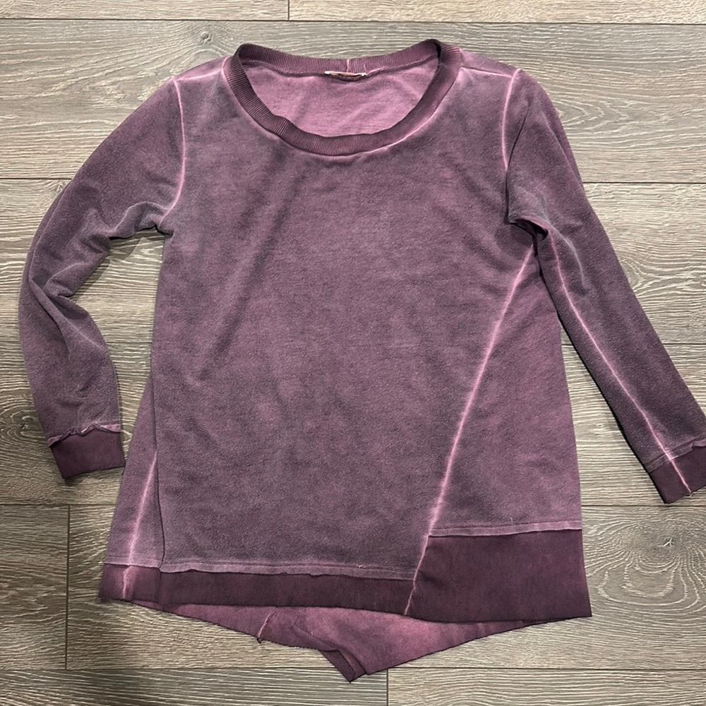 Easel Women's Purple Crew Neck Sweater